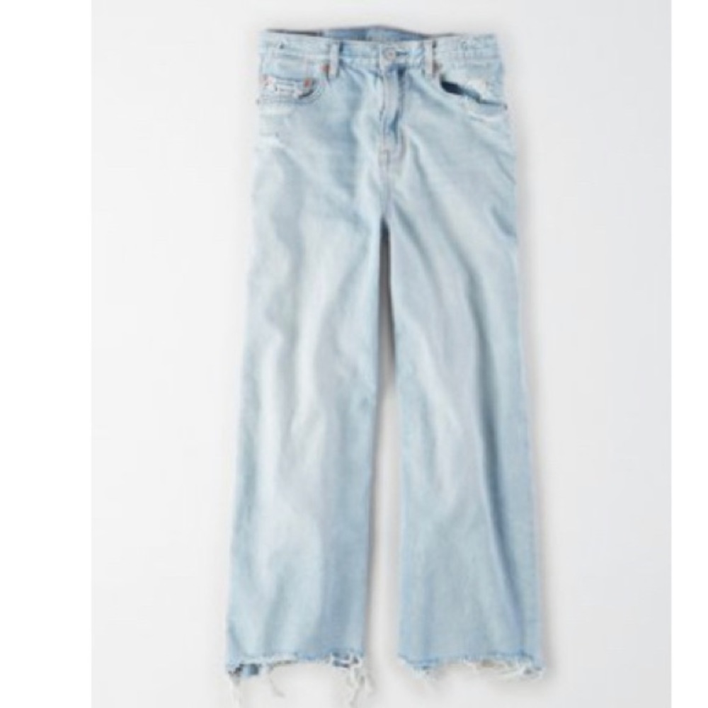 American Eagle Cropped Wide Leg Jean